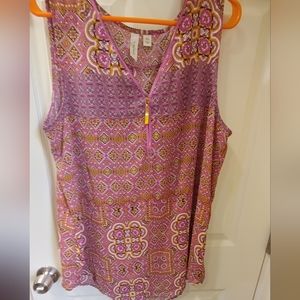 Tacera Paisley Women's Sleeveless Blouse